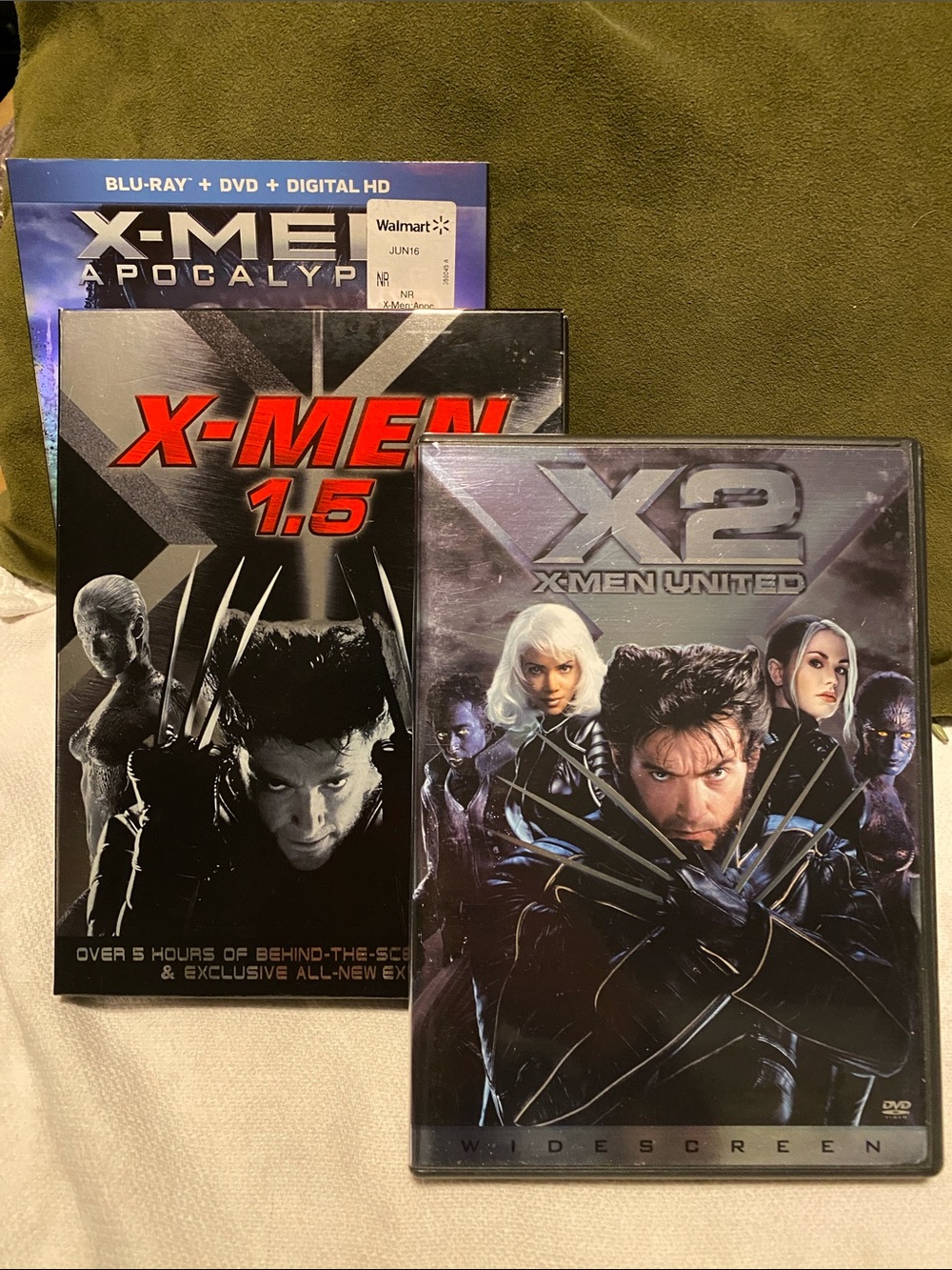 X-MEN 1.5 DVD
X2 X-MEN UNITED DVD
X-MEN APOCALYPSE BLU-RAY
BUNDLE